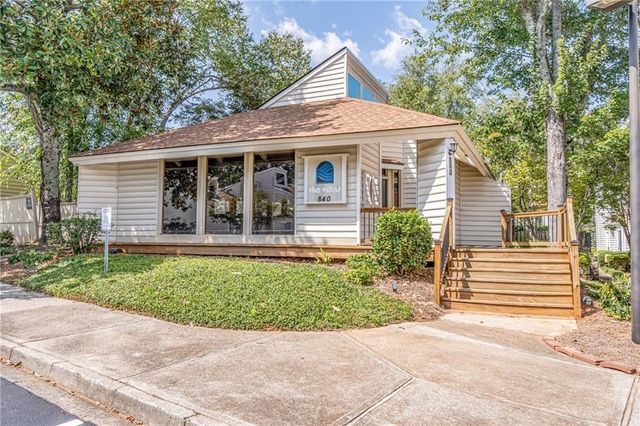 603 Serramonte Drive NE, Marietta, GA 30068