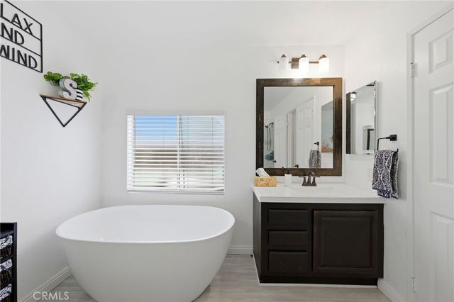 20067 Canyon View Drive, Canyon Country, CA 91351