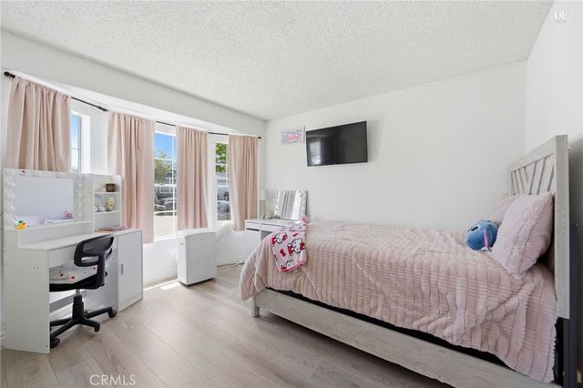 20067 Canyon View Drive, Canyon Country, CA 91351