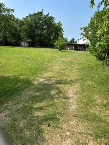 6105 Morrow Street, Houston, TX 77091