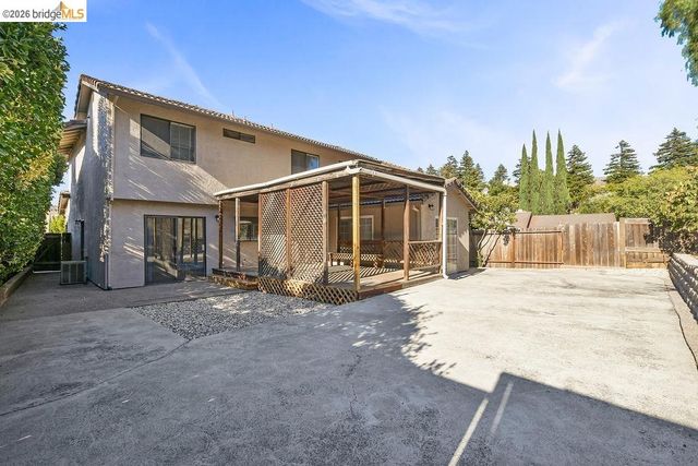 2740 Carpinteria Dr, Antioch, CA 94531