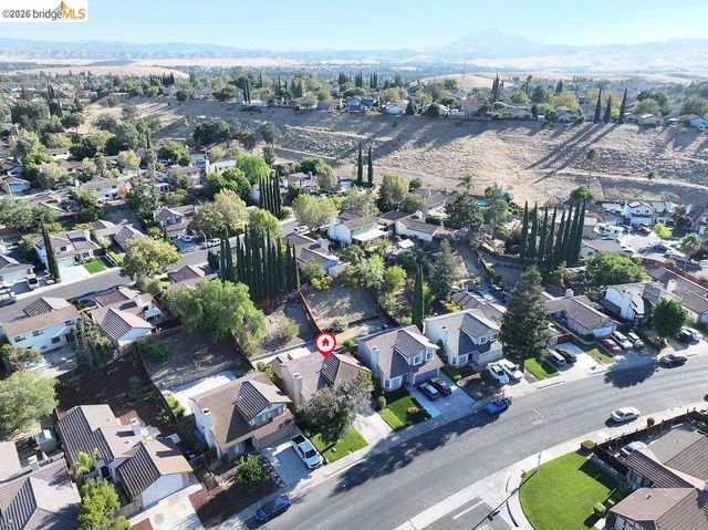 2740 Carpinteria Dr, Antioch, CA 94531