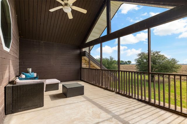 300 PR 14030, Blossom, TX 75416