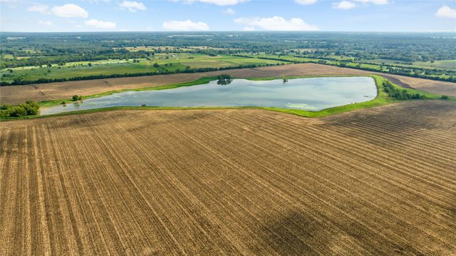 300 PR 14030, Blossom, TX 75416