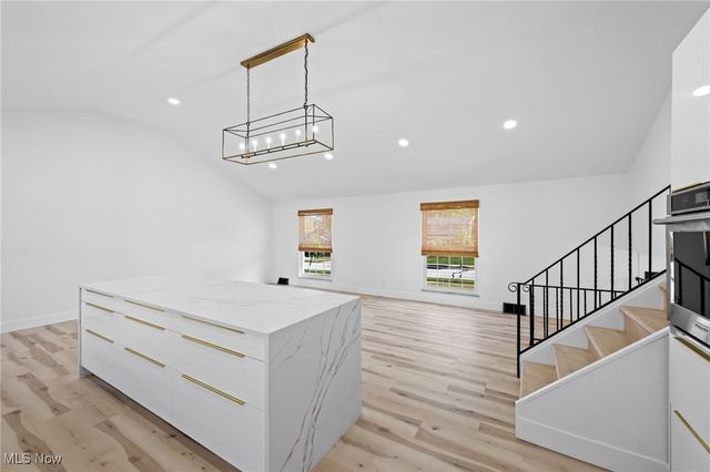 3520 Archwood Drive, Rocky River, OH 44116