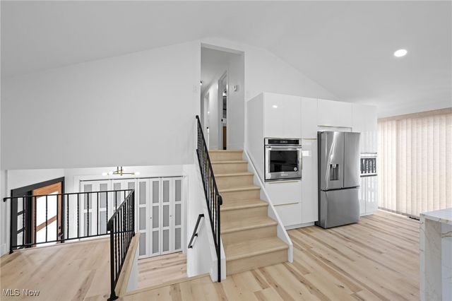 3520 Archwood Drive, Rocky River, OH 44116