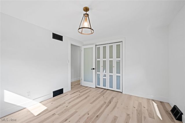 3520 Archwood Drive, Rocky River, OH 44116