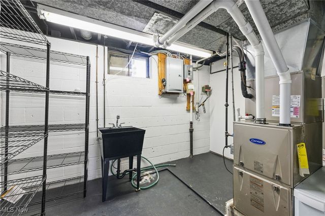 3520 Archwood Drive, Rocky River, OH 44116