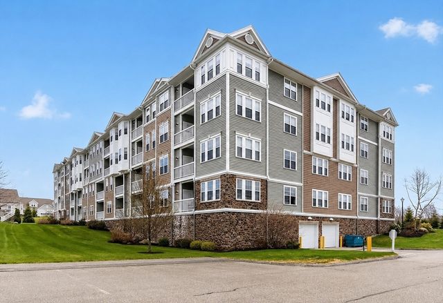 1 Francis Dr 405, Andover, MA 01810