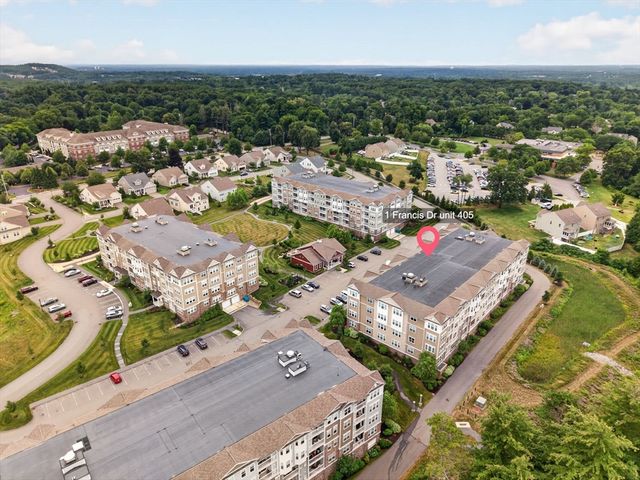 1 Francis Dr 405, Andover, MA 01810