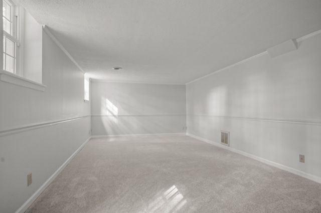 3084 Woody Ln, Clarksville, TN 37043