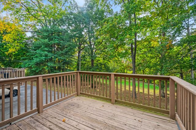 3084 Woody Ln, Clarksville, TN 37043