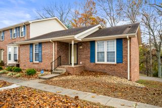 3084 Woody Ln, Clarksville, TN 37043