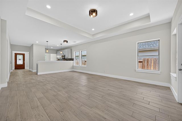 1105 Lyle W Avenue, Cleveland, TX 77327