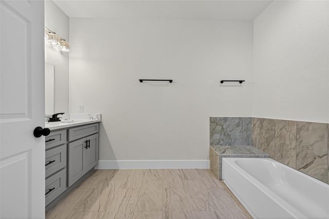 1105 Lyle W Avenue, Cleveland, TX 77327