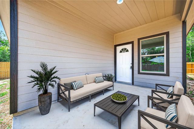 1105 Lyle W Avenue, Cleveland, TX 77327