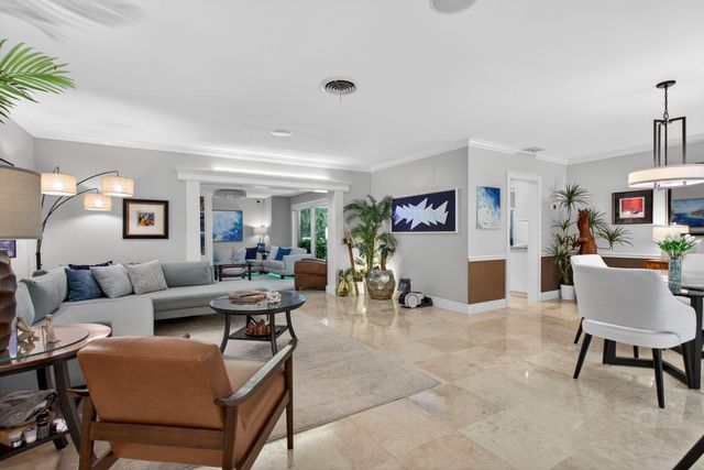 2812 NW 12th Avenue, Wilton Manors, FL 33311