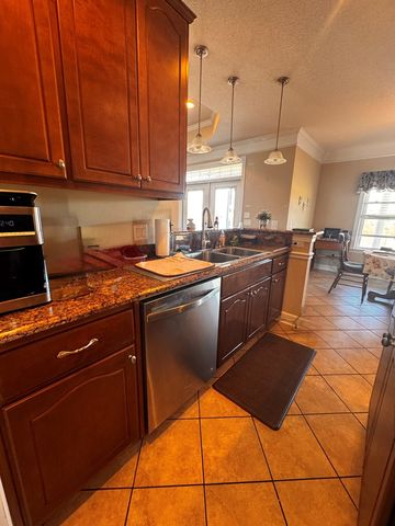 112 Cannondale Cir, Cowarts, AL 36321