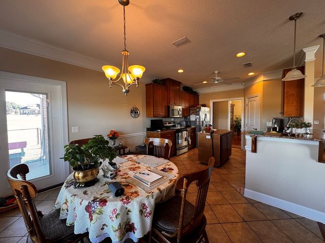 112 Cannondale Cir, Cowarts, AL 36321