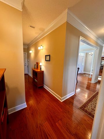 112 Cannondale Cir, Cowarts, AL 36321