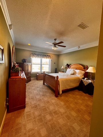 112 Cannondale Cir, Cowarts, AL 36321