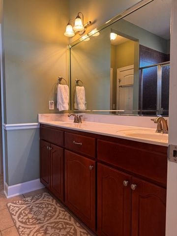 112 Cannondale Cir, Cowarts, AL 36321