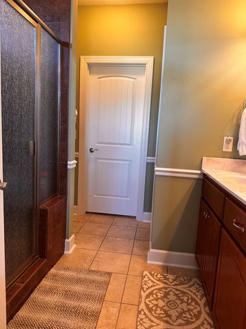 112 Cannondale Cir, Cowarts, AL 36321