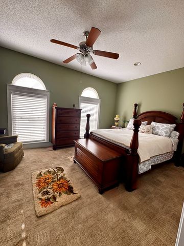 112 Cannondale Cir, Cowarts, AL 36321