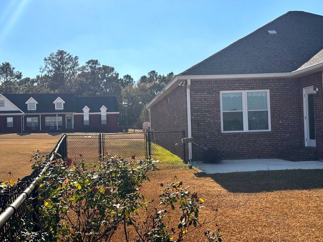 112 Cannondale Cir, Cowarts, AL 36321