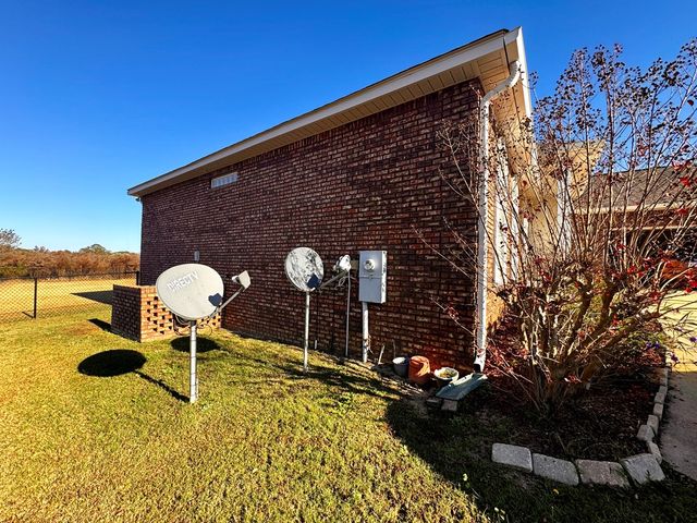 112 Cannondale Cir, Cowarts, AL 36321