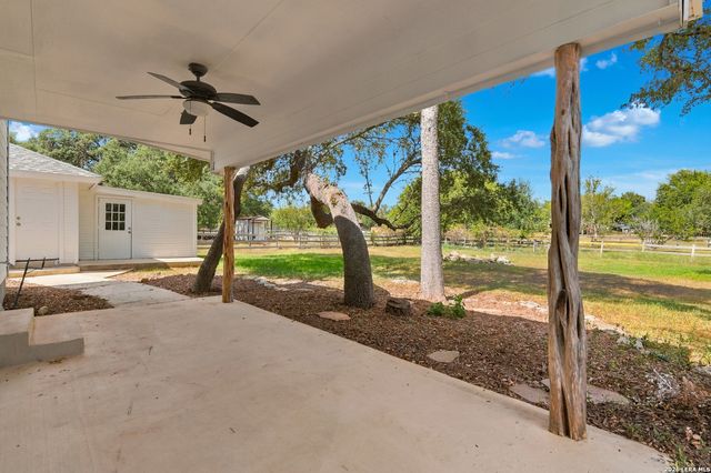 110 RANGER DR, Boerne, TX 78006