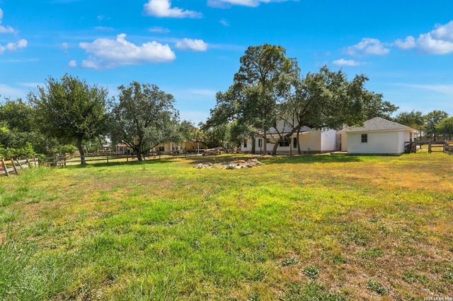 110 RANGER DR, Boerne, TX 78006