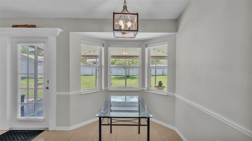 Image 15 of property listing at 2232 PALMVIEW CIRCLE W, Auburndale, FL 33823