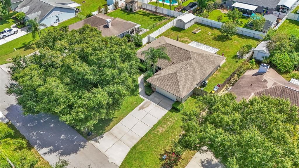 Image 41 of property listing at 2232 PALMVIEW CIRCLE W, Auburndale, FL 33823