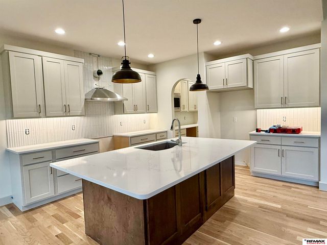 9549 Elm Creek Road, Lincoln, NE 68520