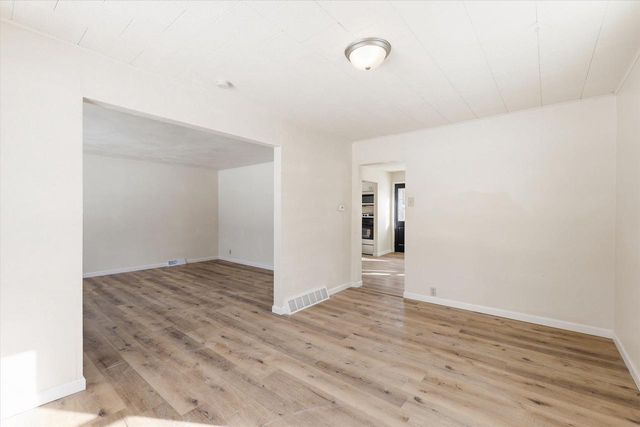 712 LOUISA STREET, Crivitz, WI 54114