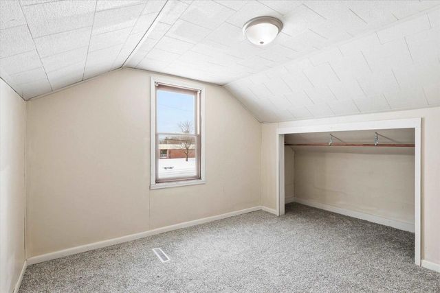 712 LOUISA STREET, Crivitz, WI 54114