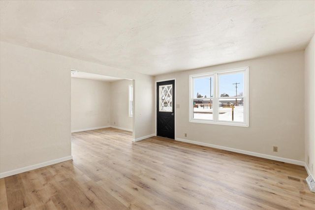 712 LOUISA STREET, Crivitz, WI 54114