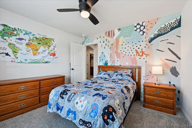 5433 Skylane Drive, Sand Springs, OK 74063