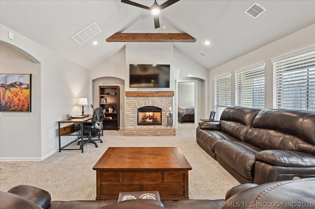 5433 Skylane Drive, Sand Springs, OK 74063