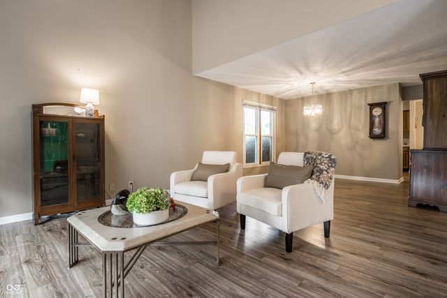 1642 Waterford Drive, Zionsville, IN 46077