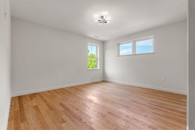 42 Woodbine Circle, Needham, MA 02494