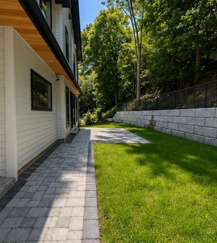 42 Woodbine Circle, Needham, MA 02494