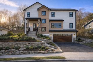 42 Woodbine Circle, Needham, MA 02494