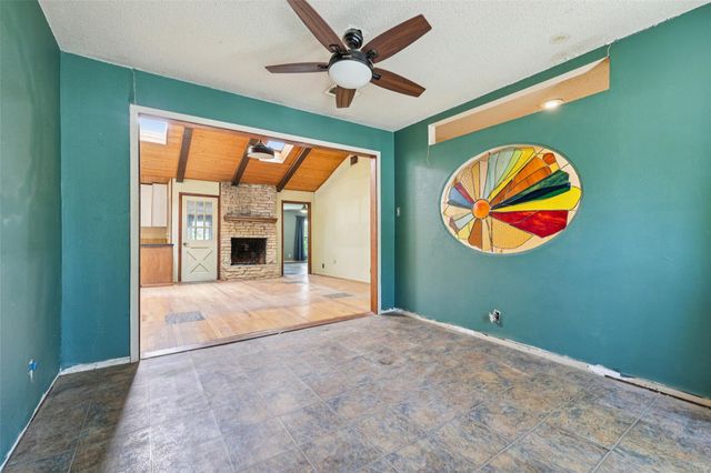 2204 Bahia CIR, Austin, TX 78741