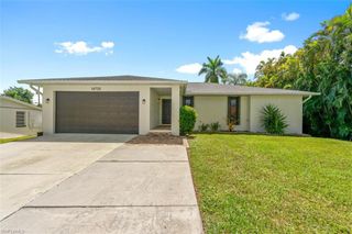 14725 Kimberly LN, Fort Myers, FL 33908