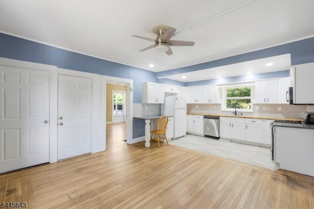 41 Elizabeth St, South Bound Brook Boro, NJ 08880