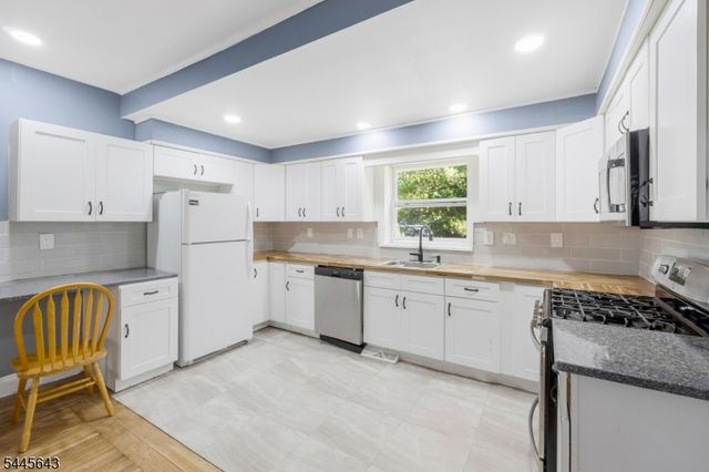 41 Elizabeth St, South Bound Brook Boro, NJ 08880