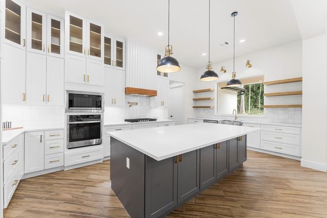 118 Ranger Road, Huntsville, TX 77340