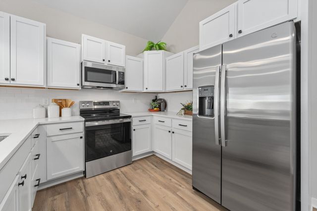 12218 W Rosemary St, Maize, KS 67223